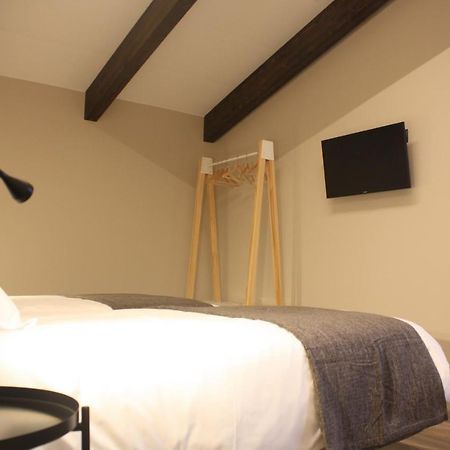Hotel Els Avets De 캄프로돈 외부 사진