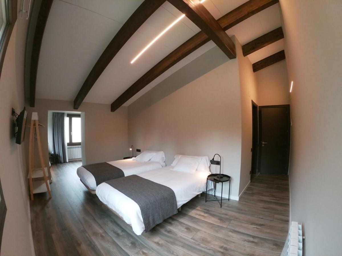 Hotel Els Avets De 캄프로돈 외부 사진