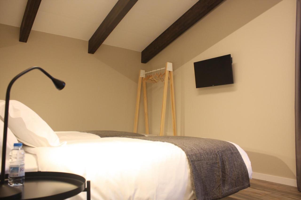 Hotel Els Avets De 캄프로돈 외부 사진